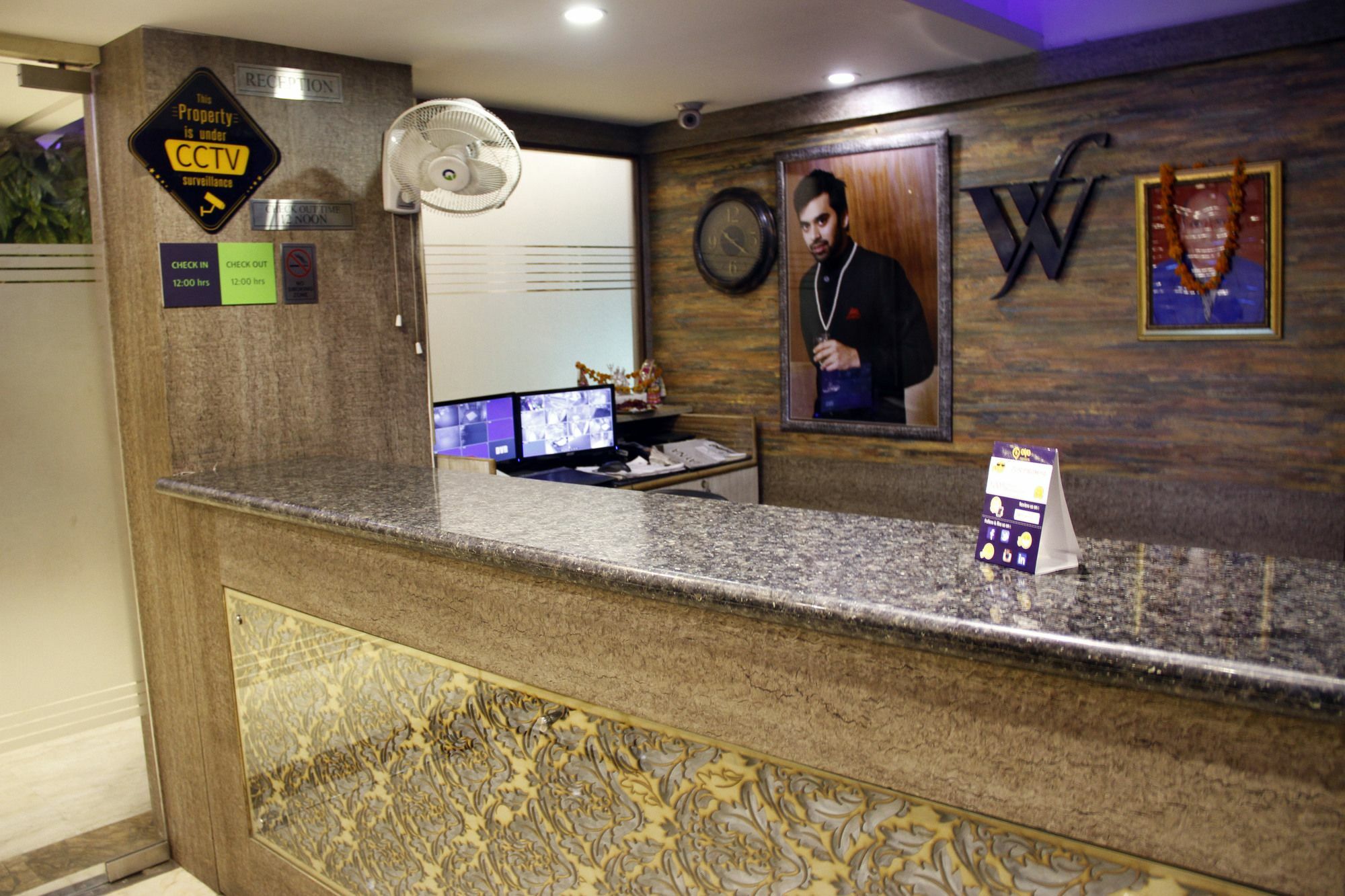 Hotel Waterfall Delhi  Esterno foto